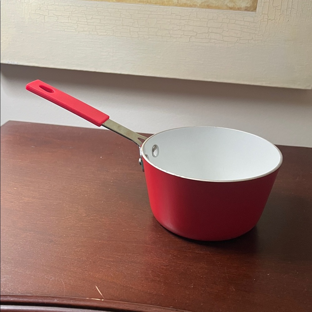 Little Red Pot